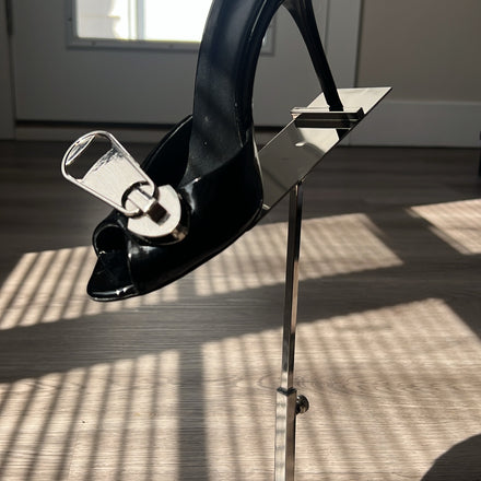 BARE UNVEIL MULES