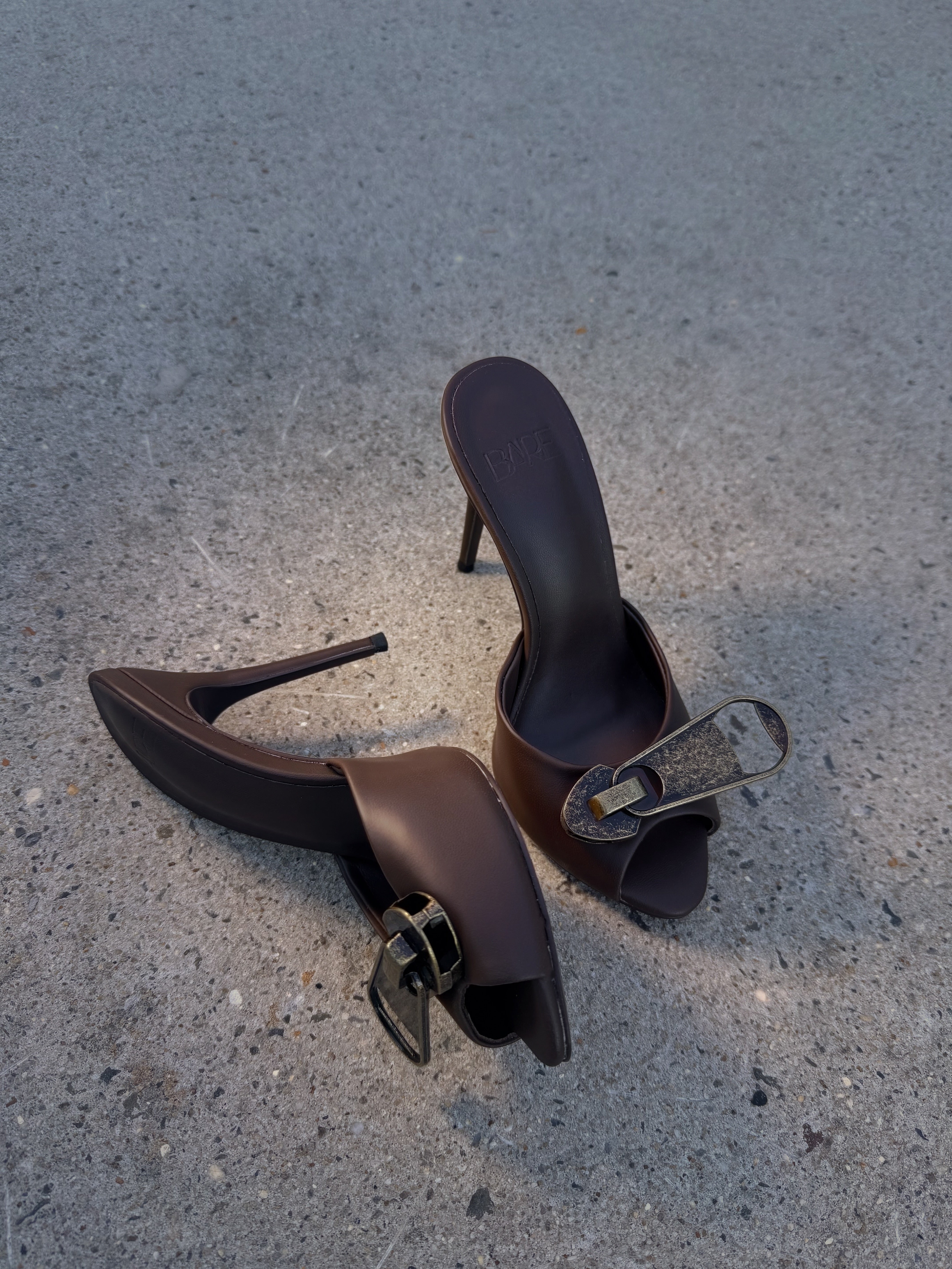 Unveil Mules - Espresso