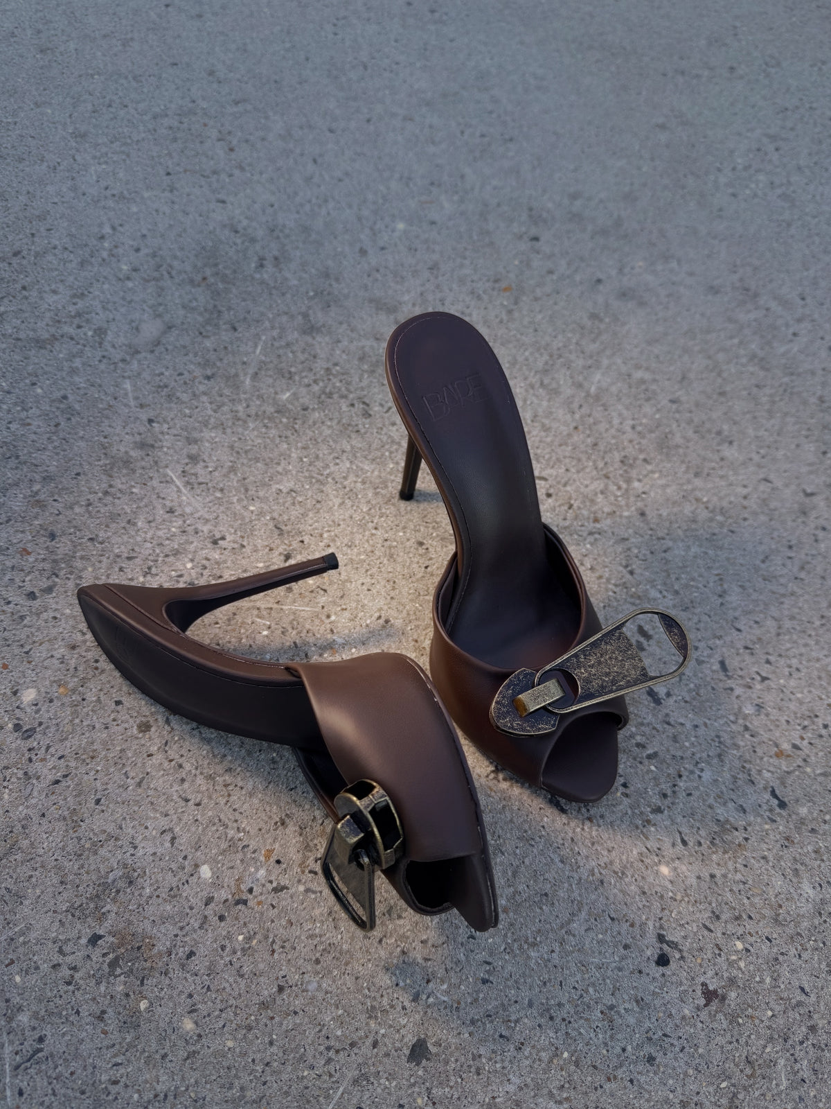 Unveil Mules - Espresso