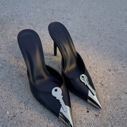 Unlocked -  Classic Black